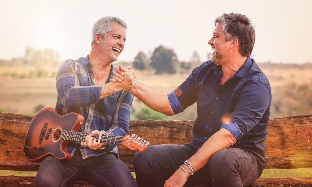 Victor e Leo escolhem o Multiplace Mais para retorno